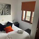 Centrico Piso Con Galeria Exterior